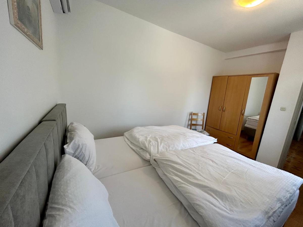 Apartman Mara2 Kanfanar Exterior photo